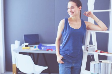 iç tasarım, yenileme ve teknoloji konsepti.