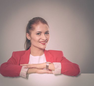 Konfeti kutlama parti güzel mutlu kadın. Doğum günü veya yeni yıl arifesi kavramı kutlama.