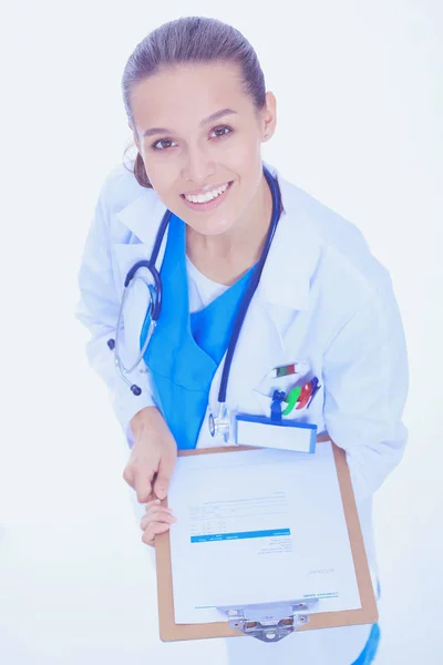 Doctora con portapapeles. Mujer doctora — Foto de Stock