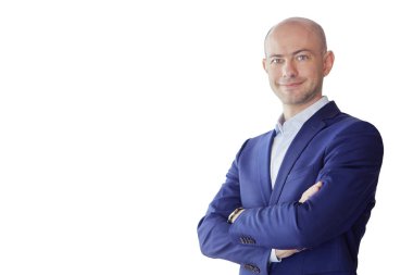 Bir yakışıklı gülümseyen iş adamı, beyaz arka plan üzerinde izole portresi