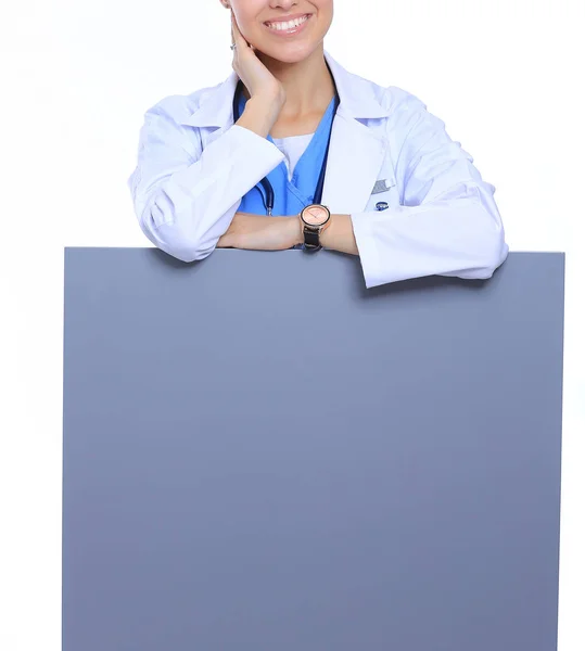 Boş reklam panosu olan bir kadın doktor. Kadın doktor — Stok fotoğraf
