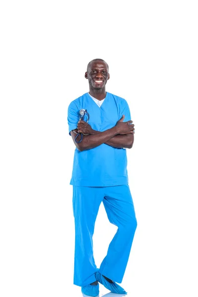 Portret van een arts, geïsoleerd op een witte achtergrond. Dokter. Kliniek — Stockfoto