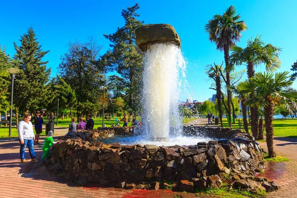 Fonte no parque de Batumi, Geórgia — Fotografia de Stock