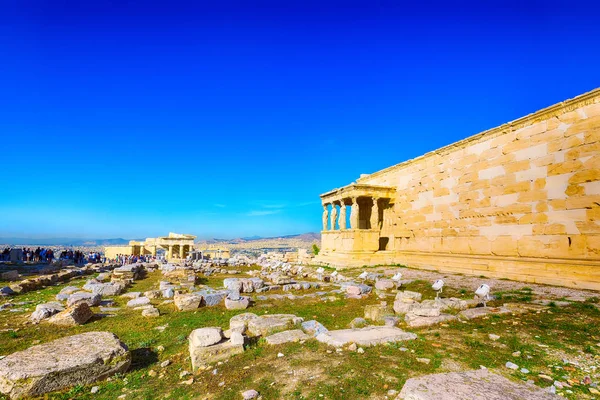 Acrópolis, templo de Erechtheum en Atenas, Grecia — Foto de Stock