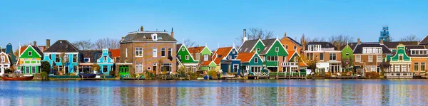 Panorama de casas antigas holandesas, Holanda — Fotografia de Stock