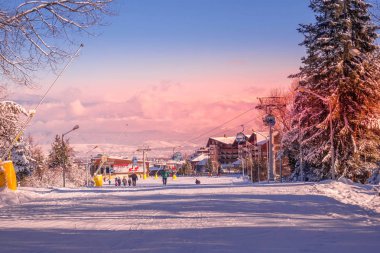 Resort Bansko, Bulgaristan, eğim ve teleferik teleferik