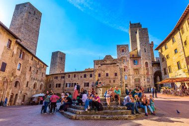Kare San Gimignano, Toskana, İtalya