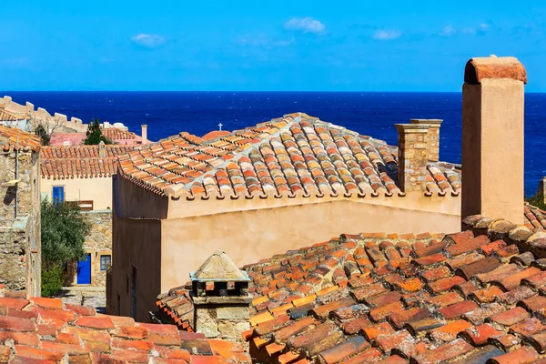 Yunanistan 'ın Mora kentindeki Monemvasia eski evleri