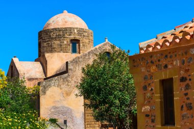 Mora'daki Monemvasia kilise görünümü, Yunanistan