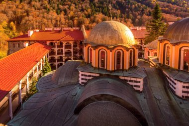 Rila Manastırı, Bulgaristan gün batımı manzarası
