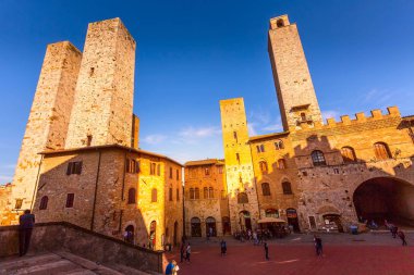 Kare San Gimignano, Toskana, İtalya