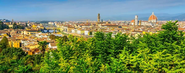 Vista aérea de Florencia, Italia con Duomo — Foto de Stock