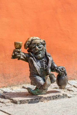 Franek cüce cüce heykeli, Wroclaw, Polonya