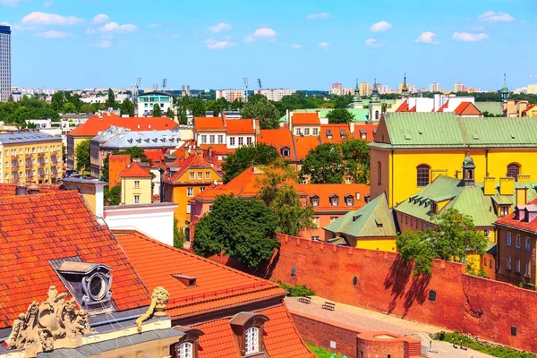 Warschau, de hoofdstad van Polen herbergt uitzicht vanuit de lucht — Stockfoto