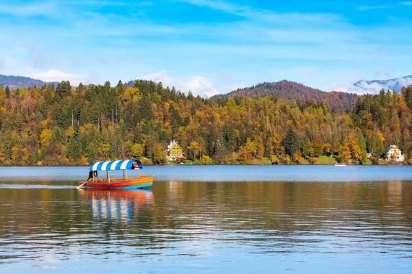 Блед, Словения вид с лодки — стоковое фото
