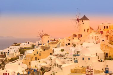 Santorini adasında Oia gün batımı, Yunanistan