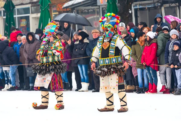 Festival tradicional traje Kukeri na Bulgária — Fotografia de Stock