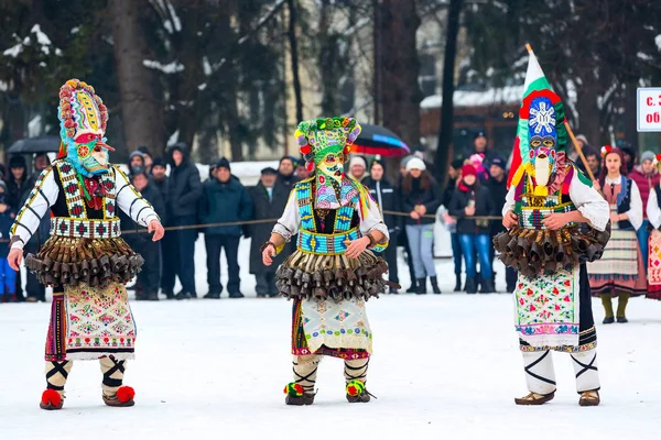 Tradiční festival Kukeri kostým v Bulharsku — Stock fotografie