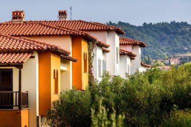 Nikiti, Sithonia, Yunanistan, sıra sıra evler