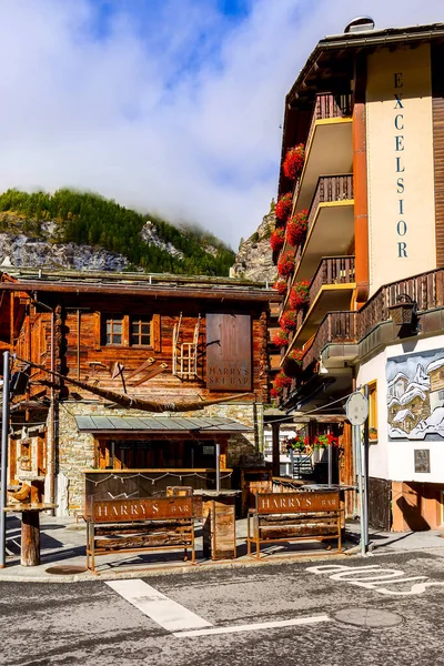 Zermatt, Schweiz street view — Stockfoto