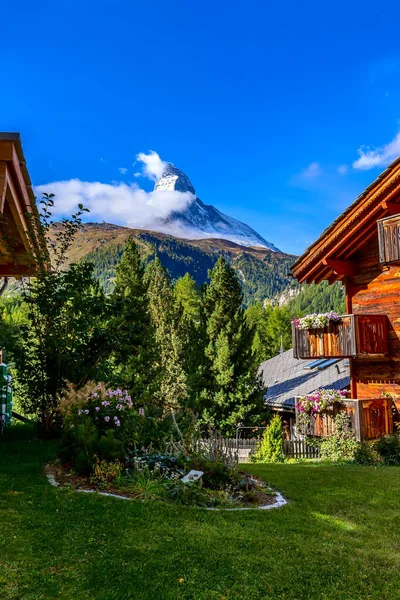 Cervin et village alpin de Zermatt, Suisse — Photo