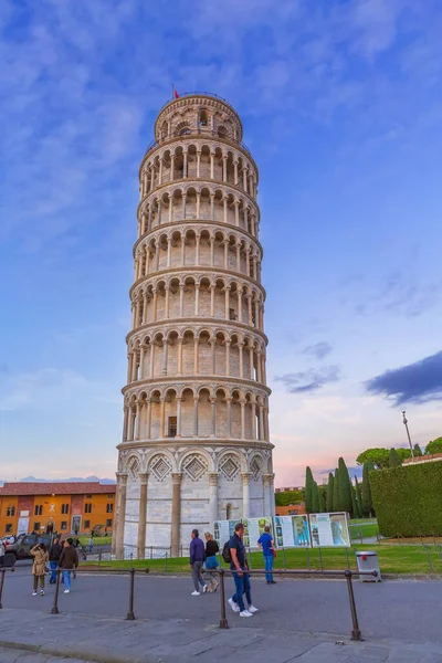 Torre inclinada de Pisa, Itália — Fotografia de Stock