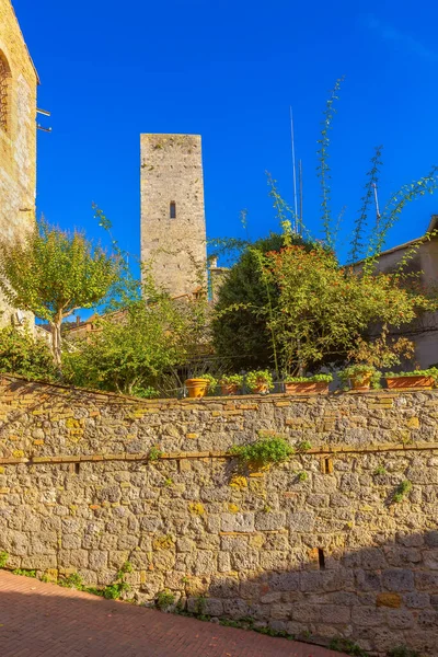 Torre en San Gimignano, Toscana, Italia — Foto de Stock