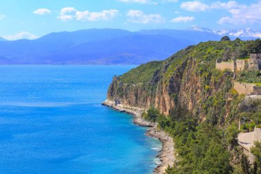 Yunanistan 'ın Nafplio kentindeki kayanın panoramik görüntüsü
