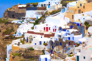 Yunanistan 'ın Santorini adasında beyaz mimari