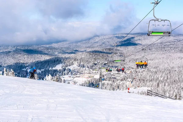 Skisted Kopaonik, Serbien, hældning og elevator - Stock-foto