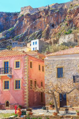 Yunanistan 'ın Mora kentindeki Monemvasia eski evleri