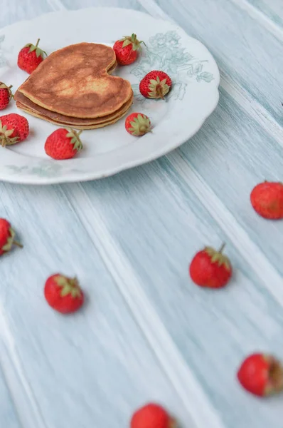 Pancakes Strawberry Light Blue White Background Heart Shaped Pancakes Boy — Stock Photo, Image