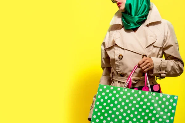 Shopping Kvinna Höstfärger — Stockfoto
