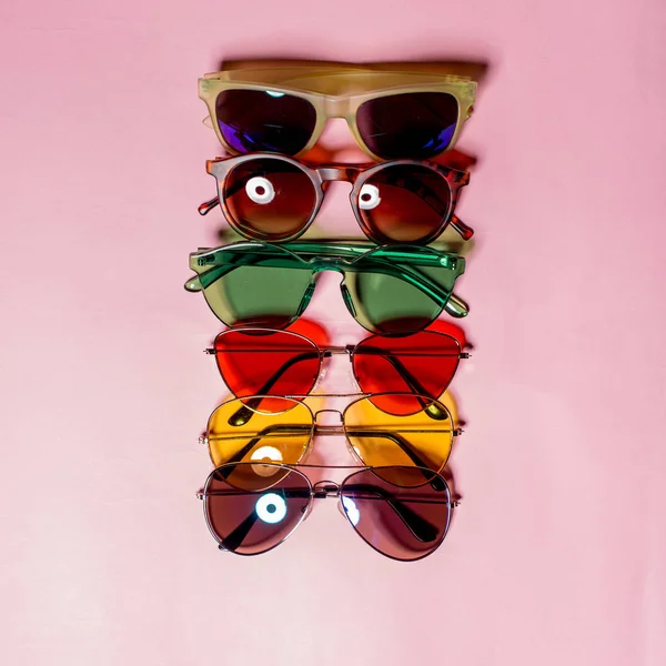 Variedad Gafas Sol Sobre Fondo Colorido —  Fotos de Stock