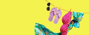 Yaz seyahat konsepti, tatil, plaj aksesuarları