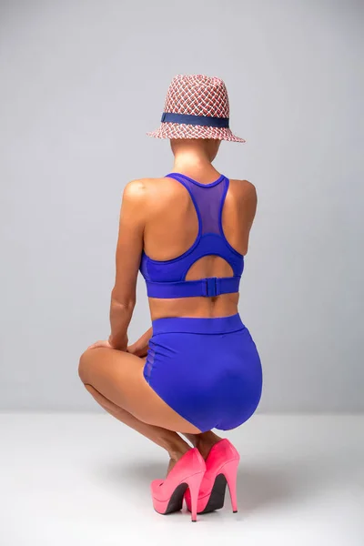 Siłownia Bikini Kobieta Pełna Długość Portret Idealne Ciało — Zdjęcie stockowe