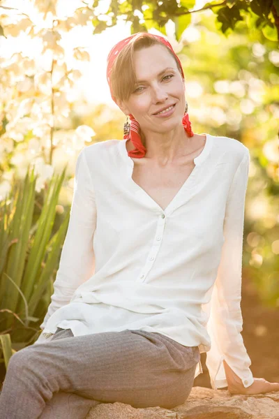 Happy Cheerful Young Woman Natural Makeup Wearing White Blouse Red — Stock Photo, Image