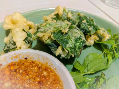 Sebze, tatlım kızarmış yumurta ve çok lezzetli, Tayland gıda