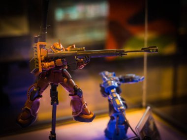 Chonburi, Tayland-1 Mayıs 2017: Kodomo 'daki Gundam anime figürü J-Park ' t a Merhaba 1 Mayıs 2017. J-Park Sriracha, Tayland. Anime Japonya 'da animasyon veya karikatür popüler bir türüdür.