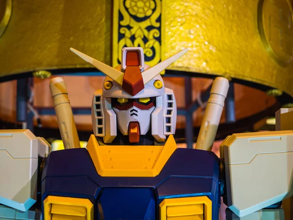 Chonburi, Tayland-1 Mayıs 2017: Kodomo 'daki Gundam anime figürü J-Park ' t a Merhaba 1 Mayıs 2017. J-Park Sriracha, Tayland. Anime Japonya 'da animasyon veya karikatür popüler bir türüdür.