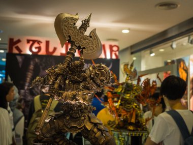 Bangkok - 6,2017 olabilir: karikatür rakam Tayland oyuncak Expo 2017 kutluyor 5 yıl dönümü 6 Mayıs 2017 Centralworld giriş, ücretsiz, Bangkok, Tayland.