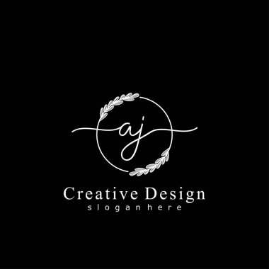 İlk logo kavramının ilk AJ el yazısı.