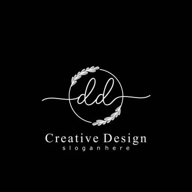 İlk logo kavramının ilk DD el yazısı.