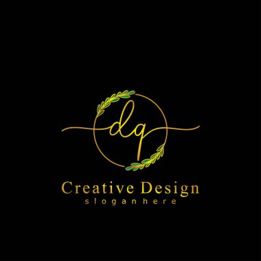 İlk logo kavramının ilk DQ el yazısı.