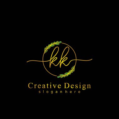 Başlangıç logo kavramının KK el yazısı.
