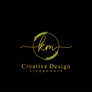 İlk logo kavramının ilk KM el yazısı.