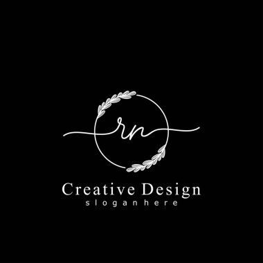 İlk logo kavramının ilk RN el yazısı.