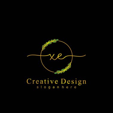 İlk logo kavramının XE el yazısı.