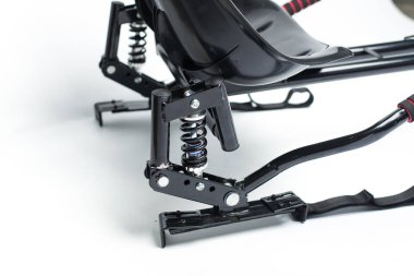 Kendini beyaz arka plan üzerinde elektrik kaykay akıllı Scooter Dengeleme Hoverboard çift tekerlek yakın çekim