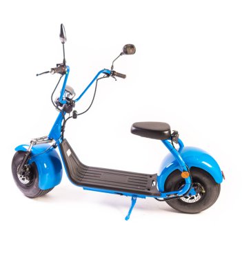 Kendini beyaz arka plan üzerinde elektrik kaykay akıllı Scooter Dengeleme Hoverboard çift tekerlek yakın çekim